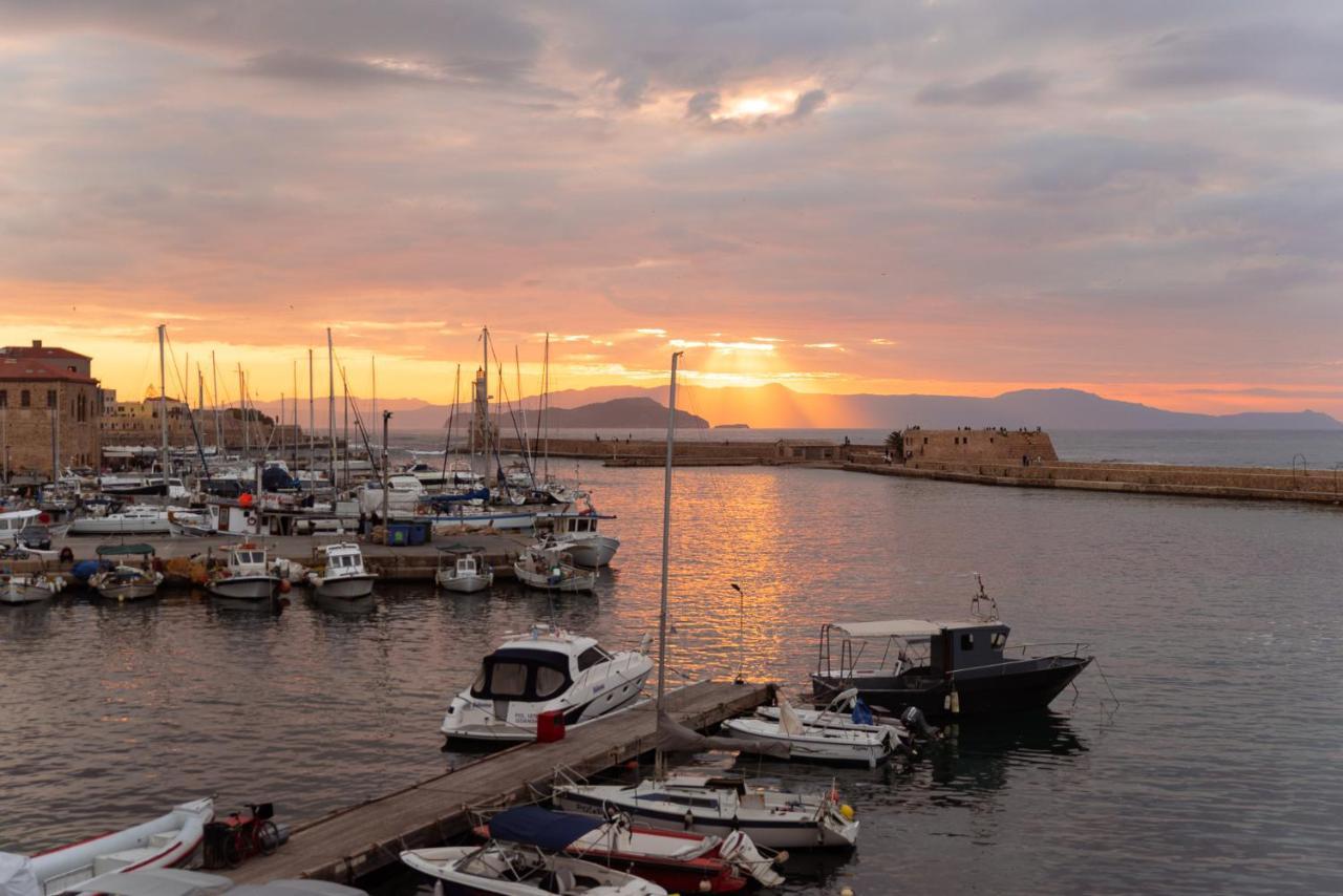 Destino Home Overlooking The Venetian Port Of Chania 干尼亞 外观 照片