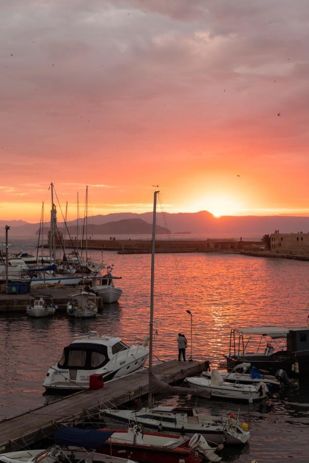 Destino Home Overlooking The Venetian Port Of Chania 干尼亞 外观 照片