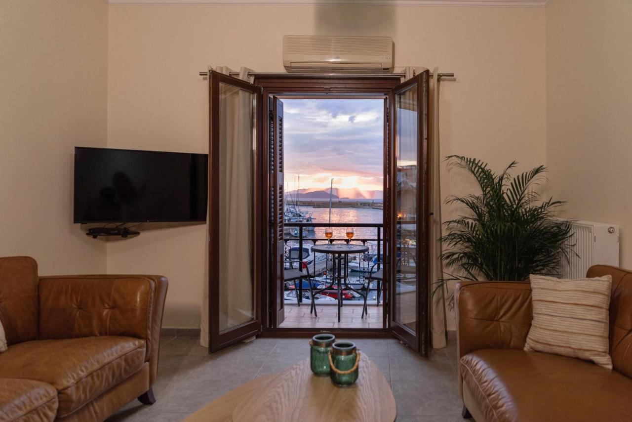 Destino Home Overlooking The Venetian Port Of Chania 干尼亞 外观 照片